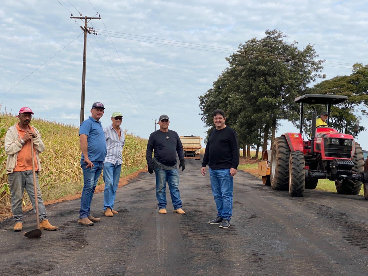 Pavimentação de Estrada Rural atende moradores e produtores
