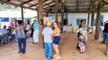 Projeto Melhor Idade encerra atividades  2025 com grande confraternização