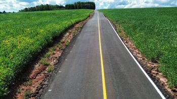 Farol é o município com maior número de obras  de pavimentação asfáltica em estradas rurais na Comcam